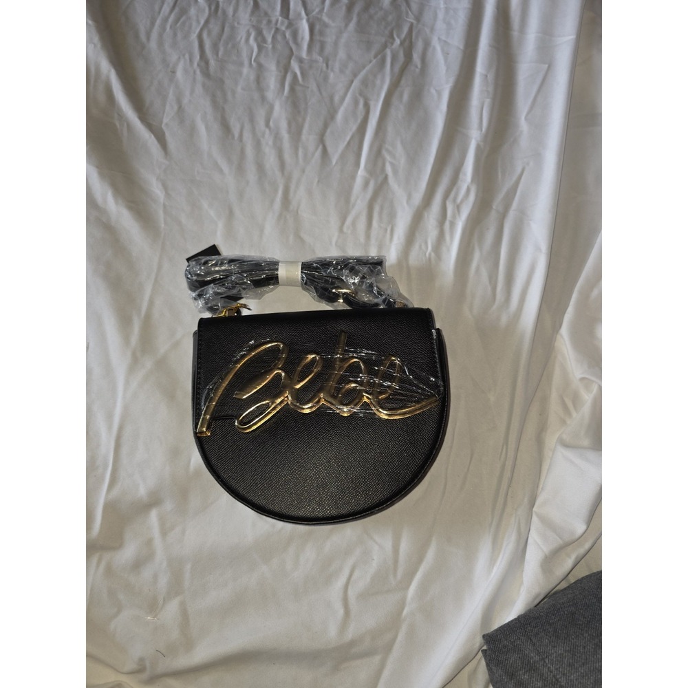 BeBe NWT Gabriel Saddle Bag. Black‎ And Gold